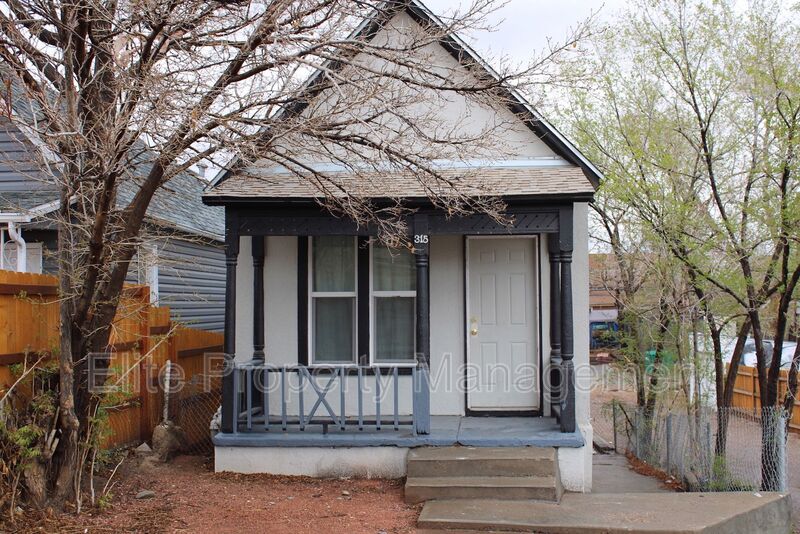 Pueblo House: 315 City Center Dr