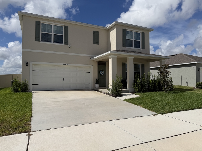 Apopka House: 5490 Hayloft Drive
