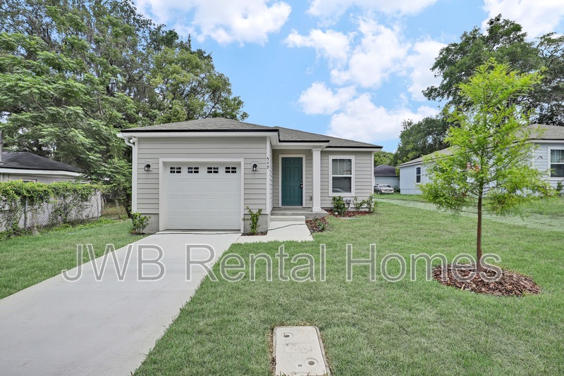 Jacksonville House: 549 55th St E