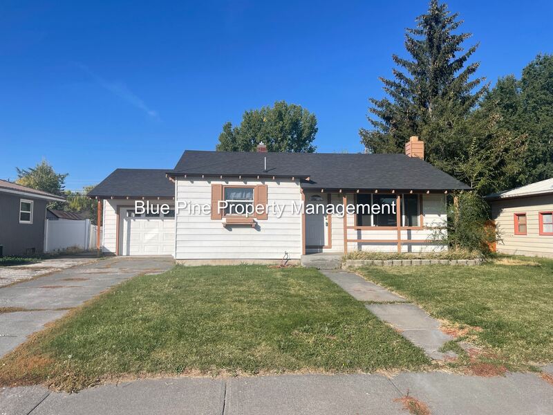 Idaho Falls House: 960 Homer Avenue