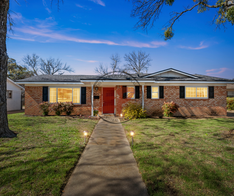 Waco House: 6319 Wiethorn Drive