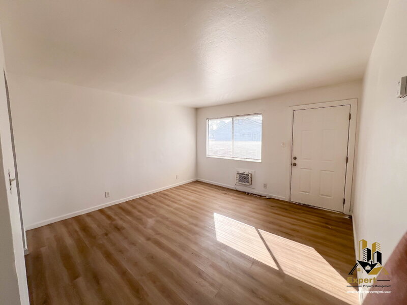 Sacramento Condo: 3720 Astoria Street