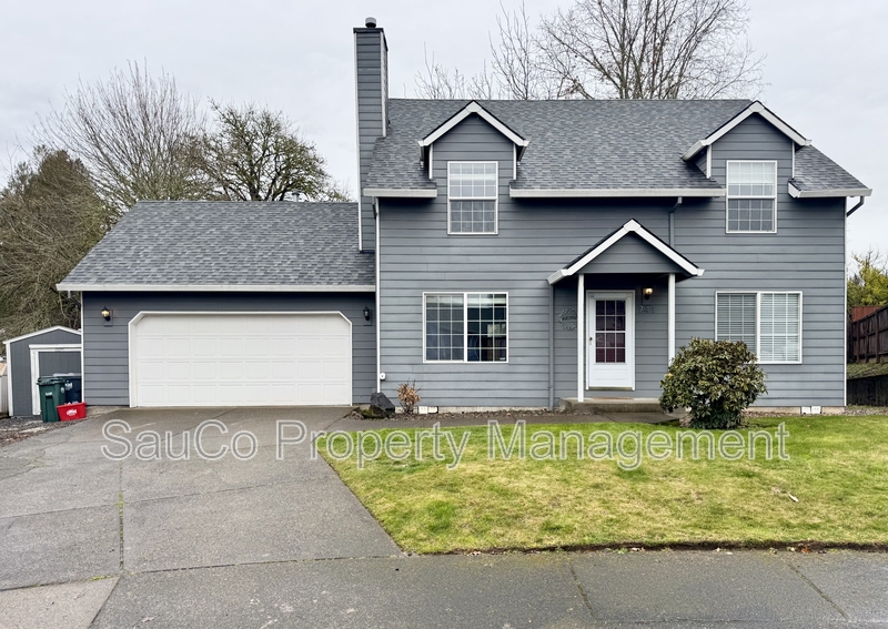 Hillsboro House: 741 Southeast Camellia Court