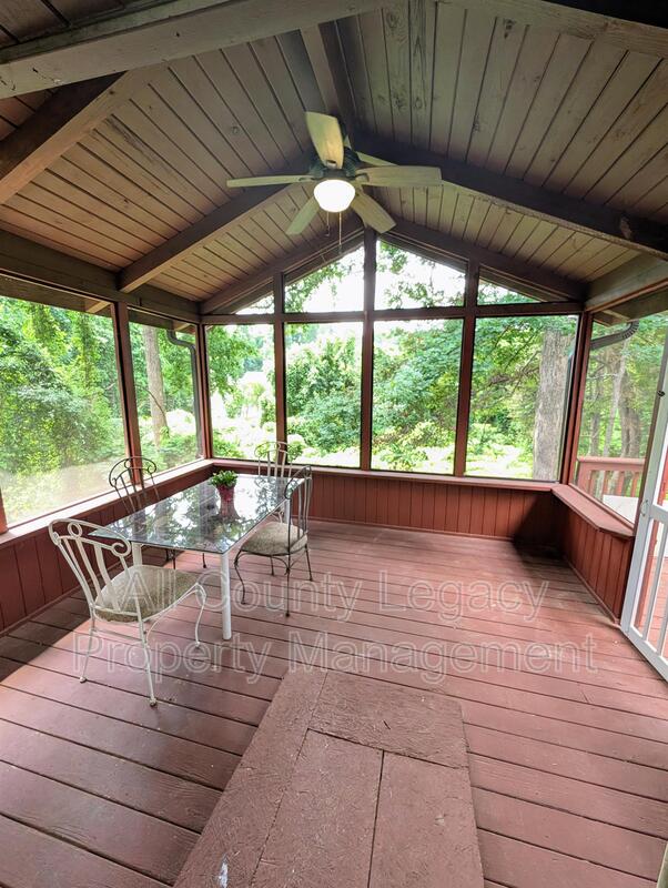 Main Rental Photo 15