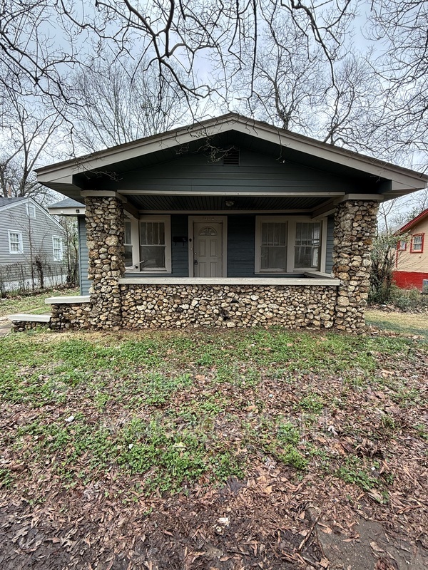 Birmingham House: 8020 4th Avenue