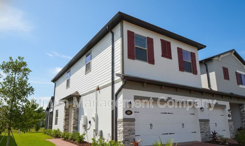 Sanford House: 401 Evertree Loop