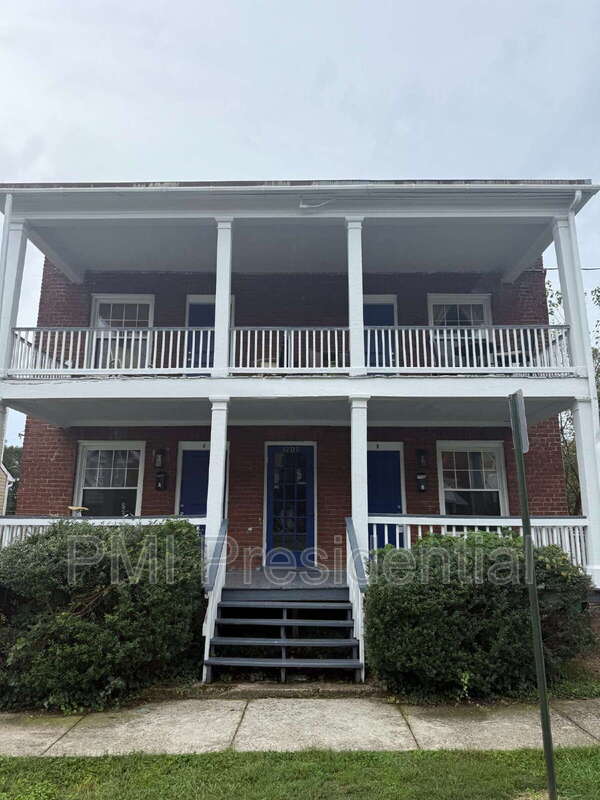 Richmond Condo: 1209 Wallace Street