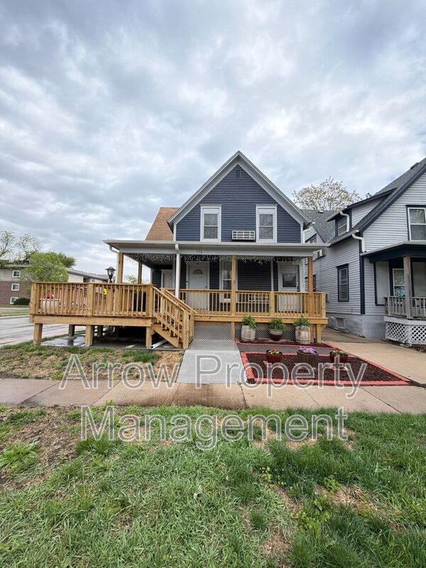 Lincoln Condo: 738 North 25th Street