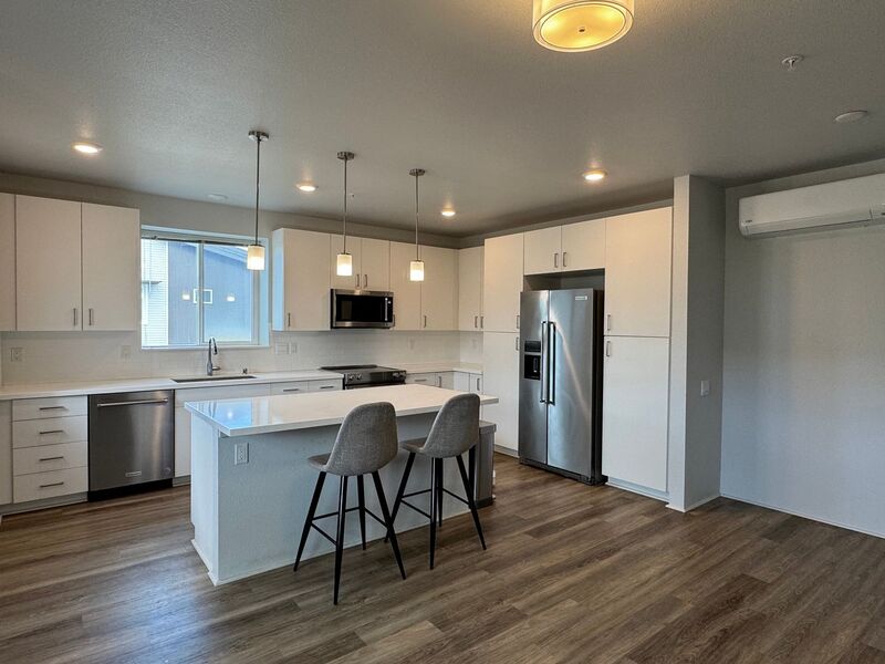 Ewa Beach Condo: 91-3575 Iwikuamoo St.