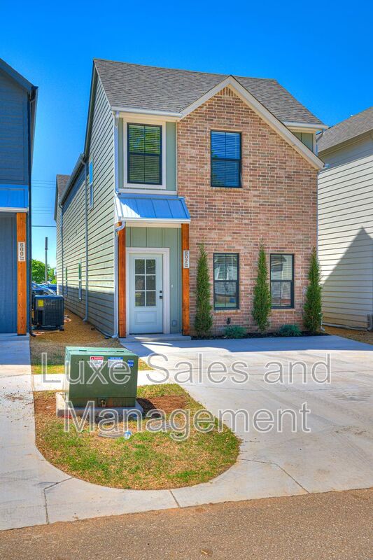 Edmond House: 612 W. 2nd Street Suite 100
