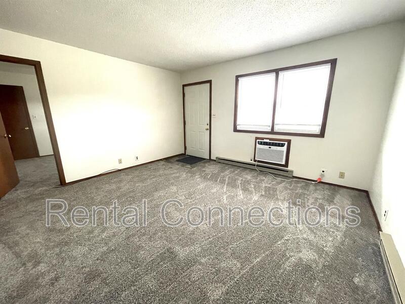 Energy Condo: 400 E College St E6