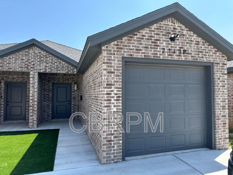 Lubbock House: 2113 20th Street