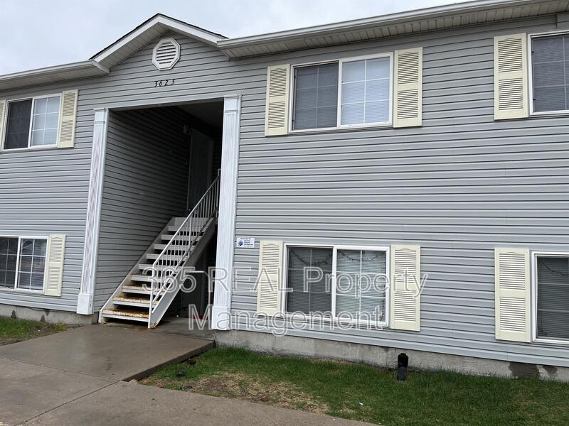 Evans Condo: 3625 Centennial Circle, Unit 2