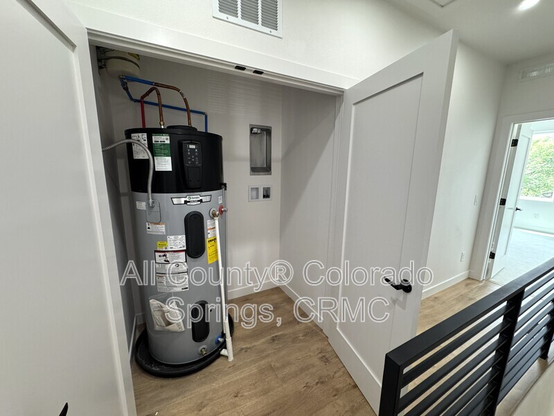 Main Rental Photo 17