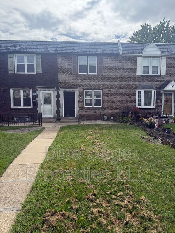 Glenolden Townhome: 314 Spruce St