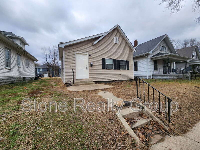 Terre Haute House: 1215 S 10th St