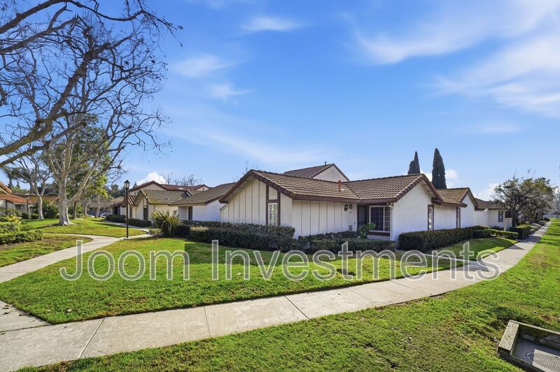 Irvine House: 41 Orchard