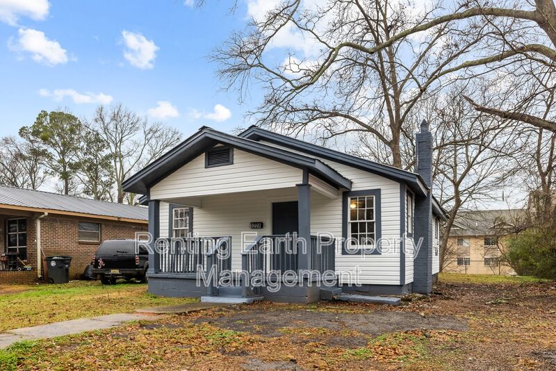 Birmingham House: 1228 19th Place SW