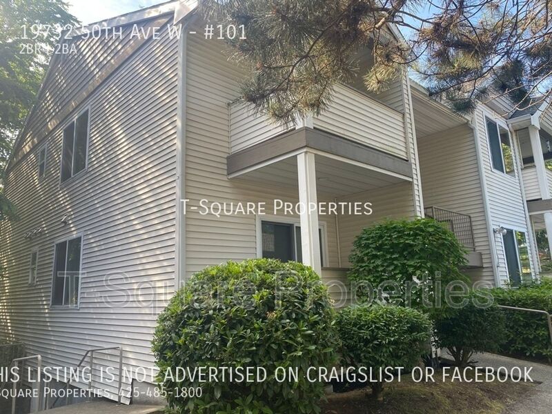 Lynnwood Condo: 19732 50th Ave W
