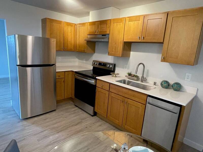 Everett Condo: 3130 Broadway