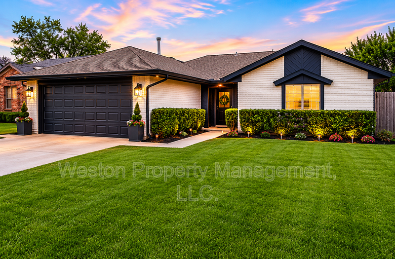 Edmond House: 17408 Durbin Park Road