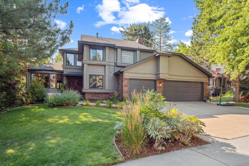 Centennial House: 8056 S Krameria Way