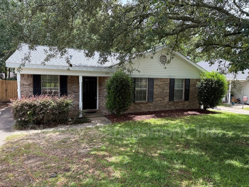 Mobile House: 6621 Heritage Woods Ct