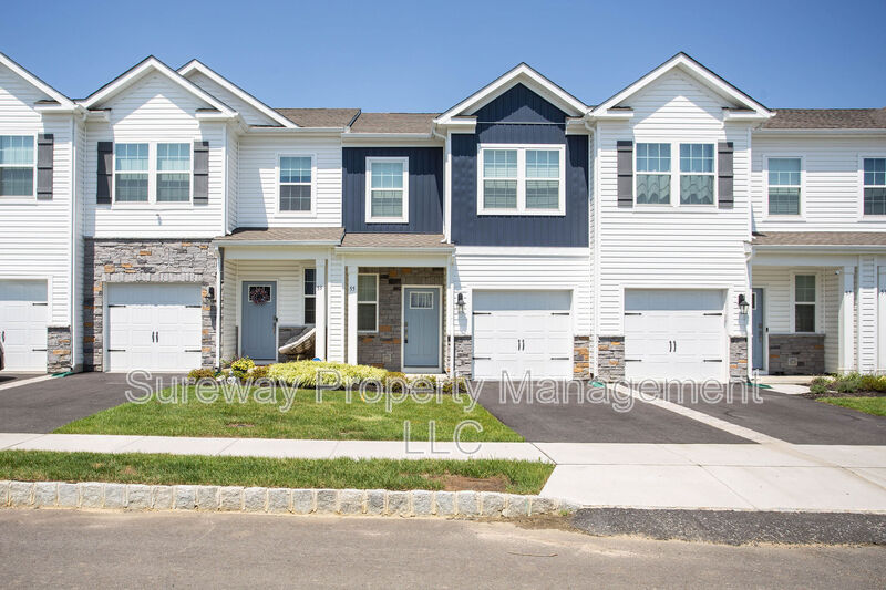 Westampton Townhome: 55 Elliot Lane