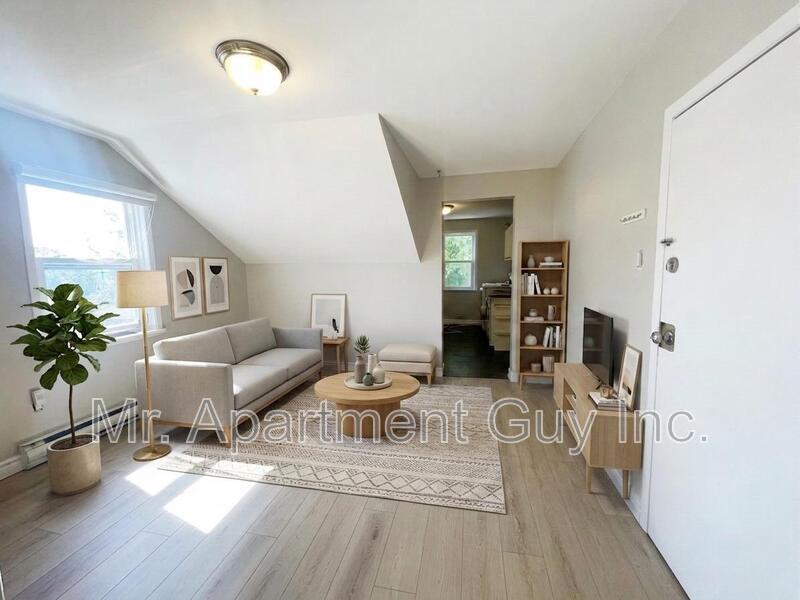 Kitchener Condo: 139 Church Street