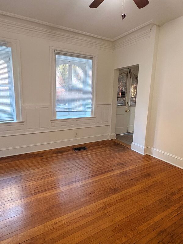 Baltimore Condo: 717-721 St Paul St