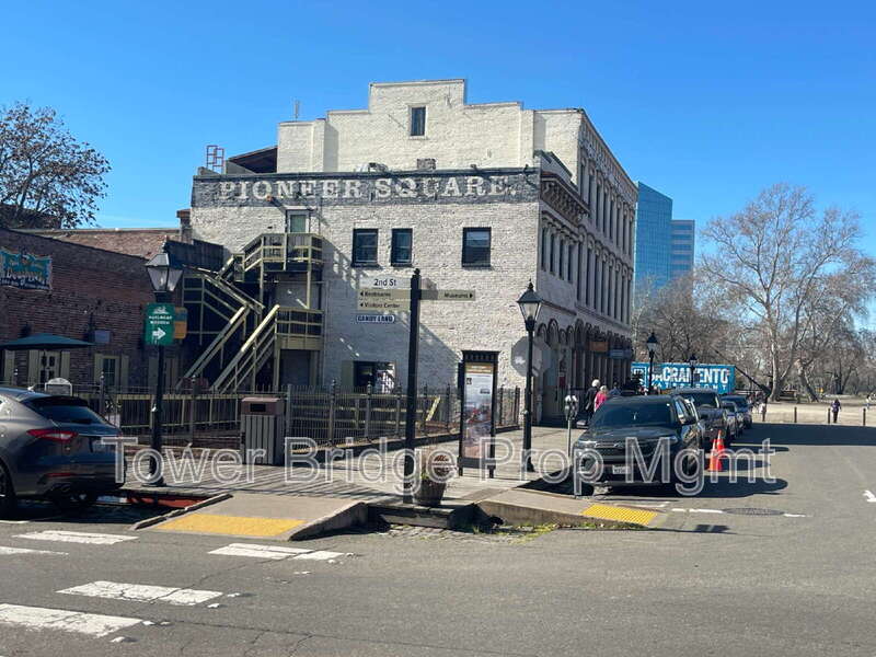 Sacramento Condo: 122 I Street Unit D