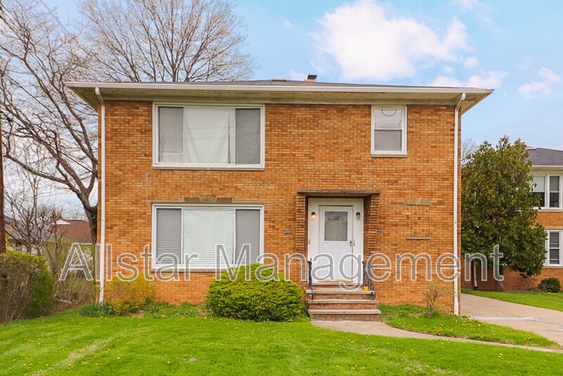 Euclid Condo: 26611 Lakeshore Blvd