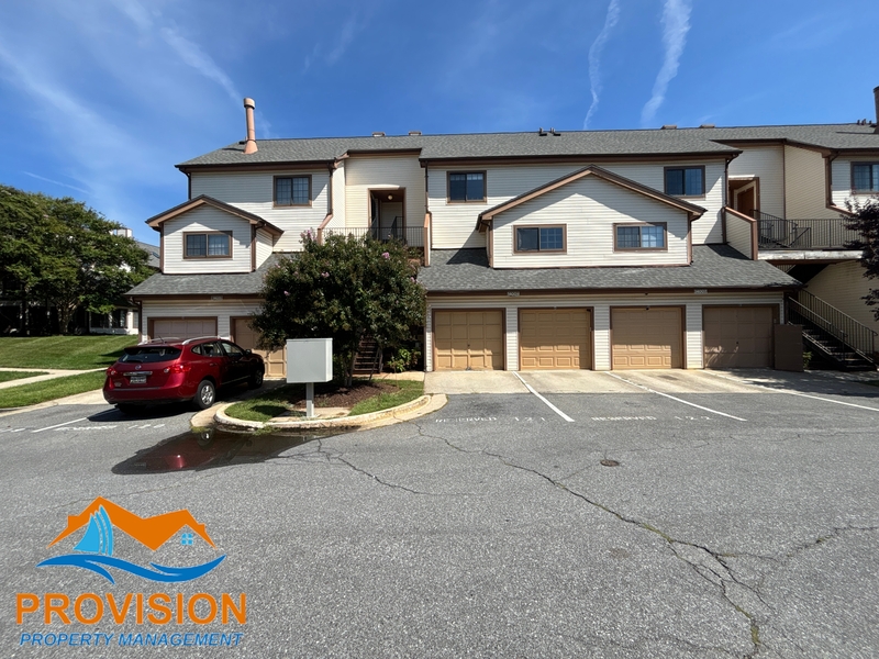 Laurel Condo: 14009 Briston Street