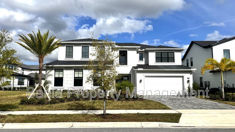 Orlando House: 9233 Santorini Dr