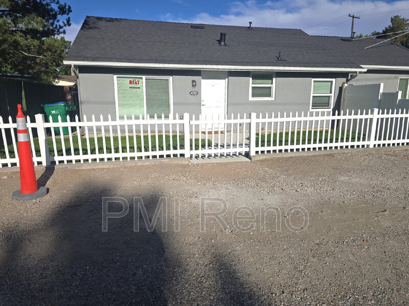 Reno Condo: 450 Tracy Lane