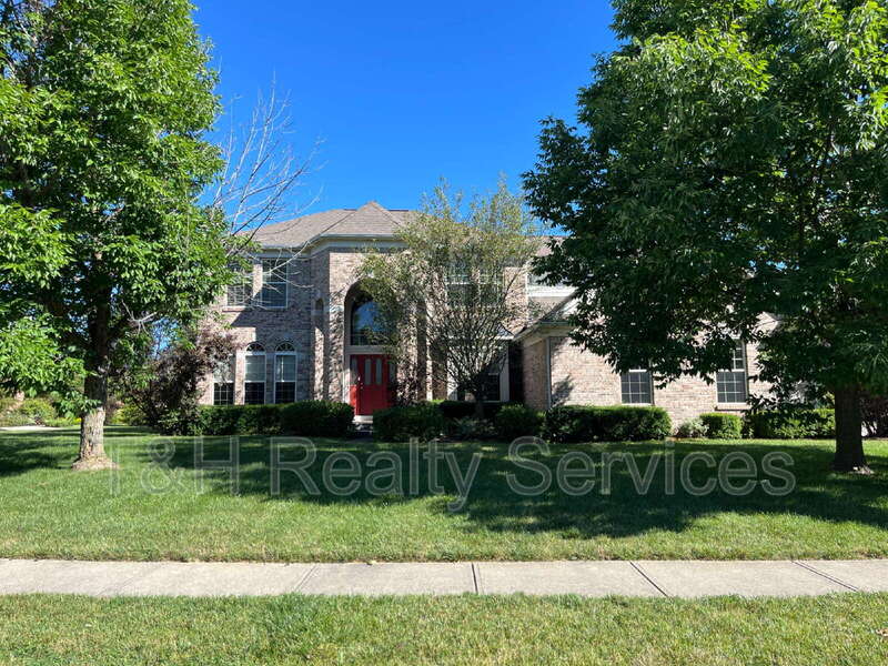 Zionsville House: 3712 Castle Rock Drive