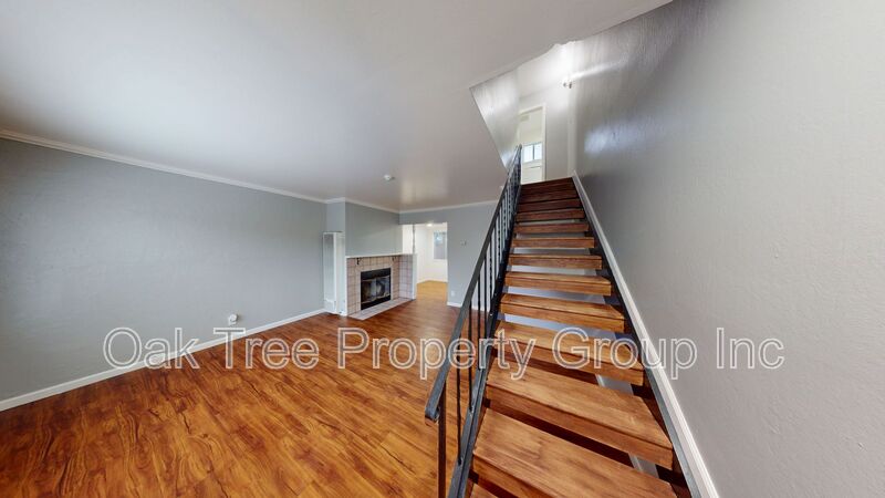 Petaluma House: 619 F Street