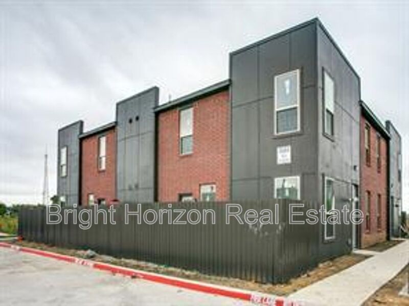 Hurst Townhome: 10684 Tube Drive