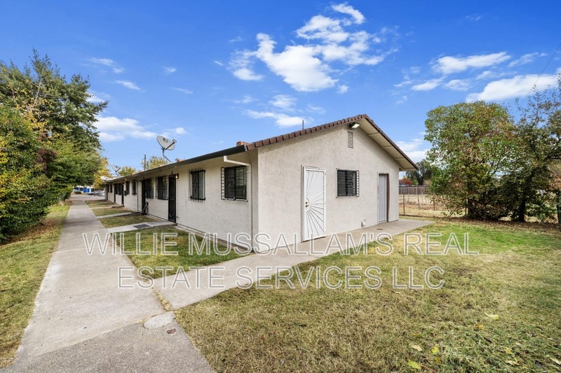 Sacramento Condo: 1220 South Avenue - E