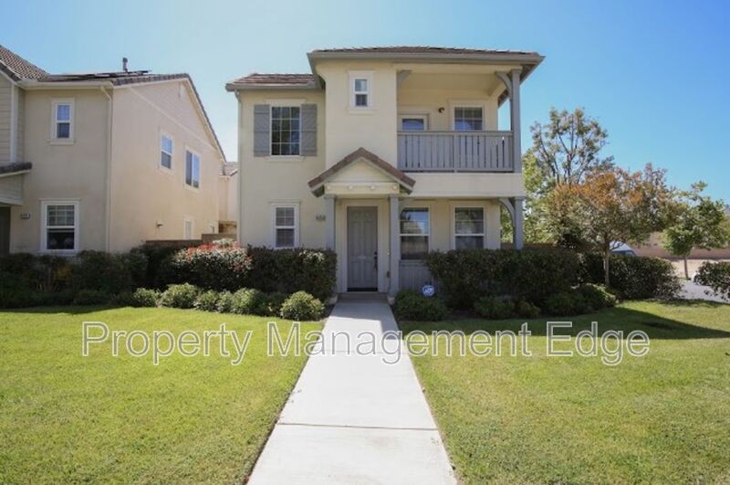 Temecula House: 45830 Daviana Way