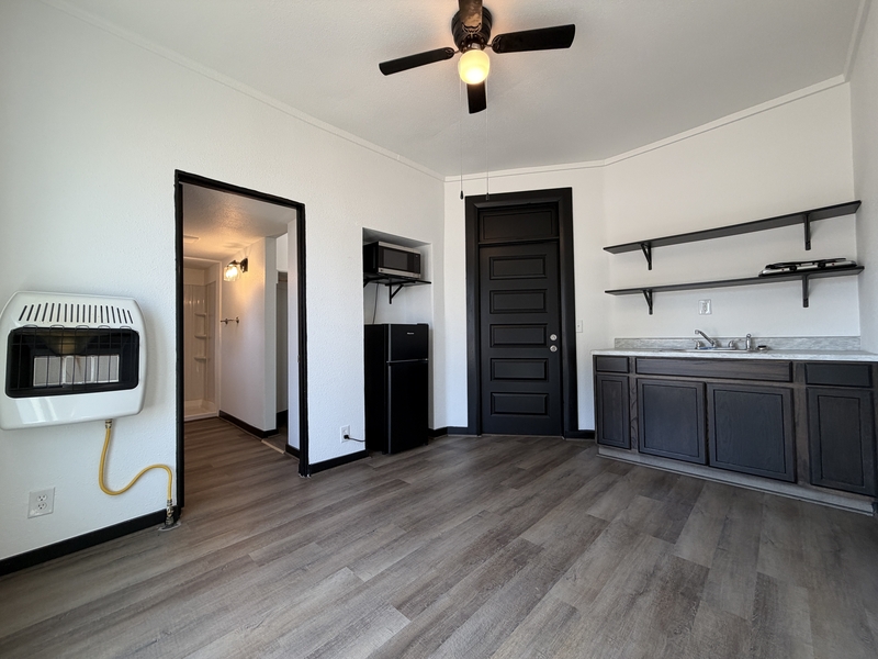 Siloam Springs Condo: 401 East Twin Springs Street - 3