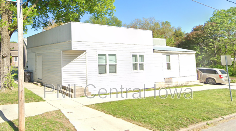 Des Moines House: 1701 E Walnut St