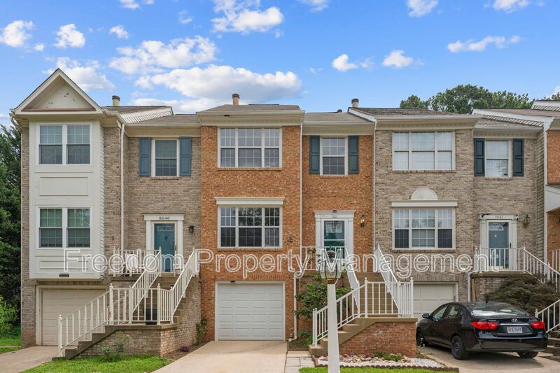 Manassas Townhome: 8644 Sanderling Dr