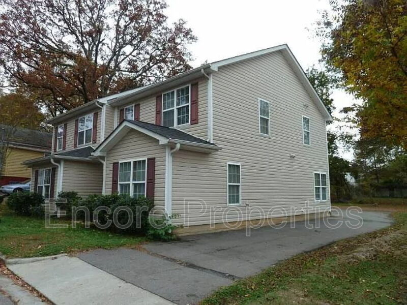 Durham Townhome: 2004 Hart Street