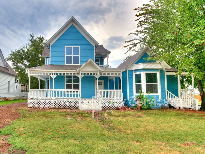 Guthrie Condo: 503 E. Springer Ave