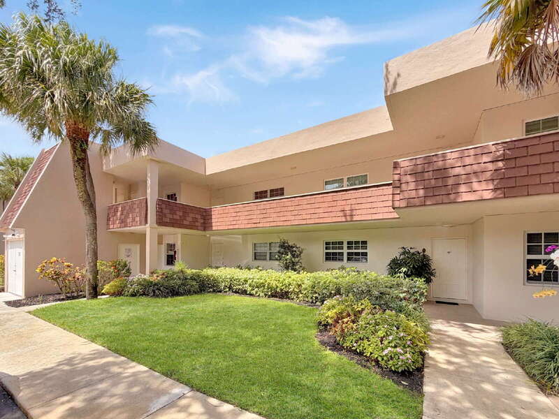 POMPANO BEACH Condo: 3641 Oaks Clubhouse Drive