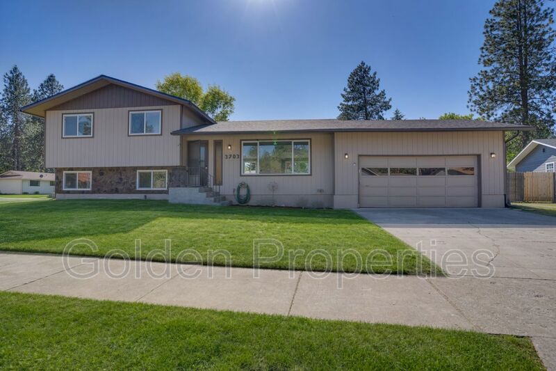 Coeur d'Alene House: 3703 East Pine Hill Drive