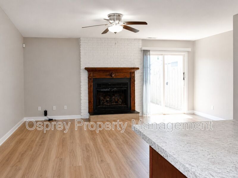 Renovated End-Unit Townhome in Virginia Beach - Photo 7