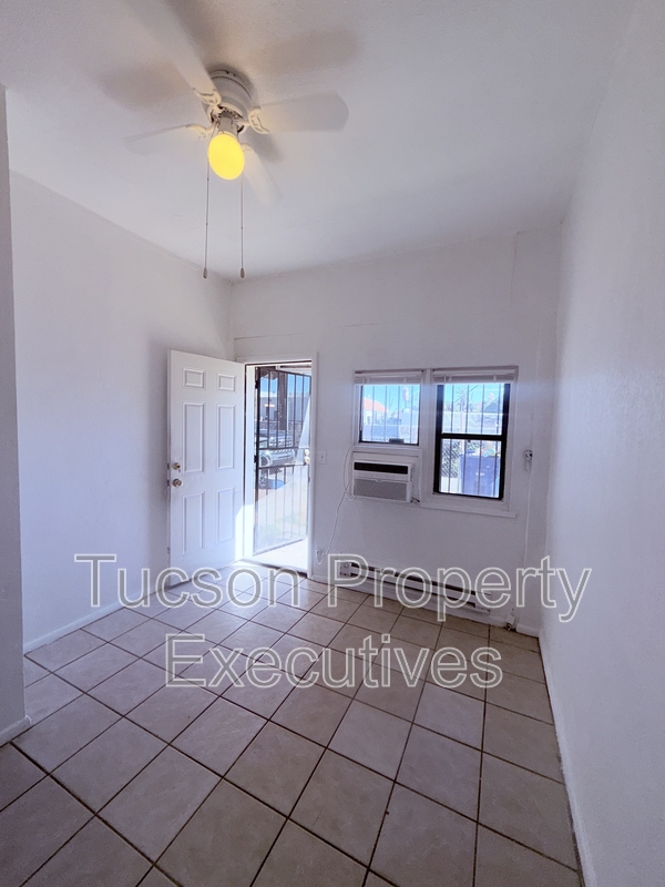 Tucson Condo: 19 West Veterans Blvd Unit 3