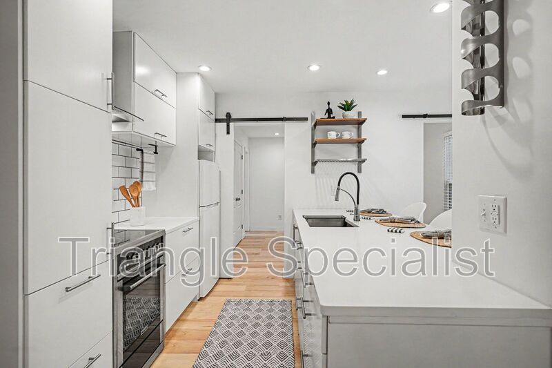 Raleigh House: 3555 Mill Run